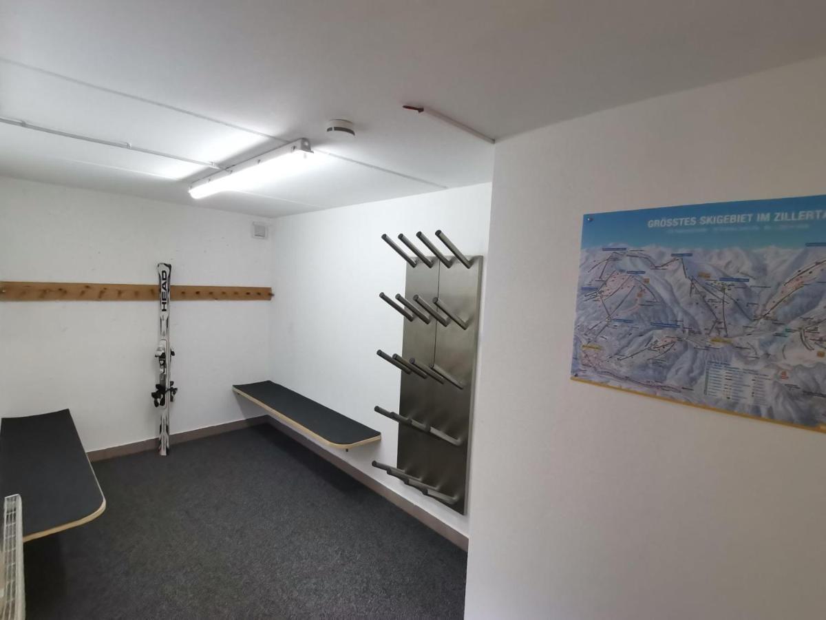 Appartement Kroell Katharina Zell am Ziller Bagian luar foto