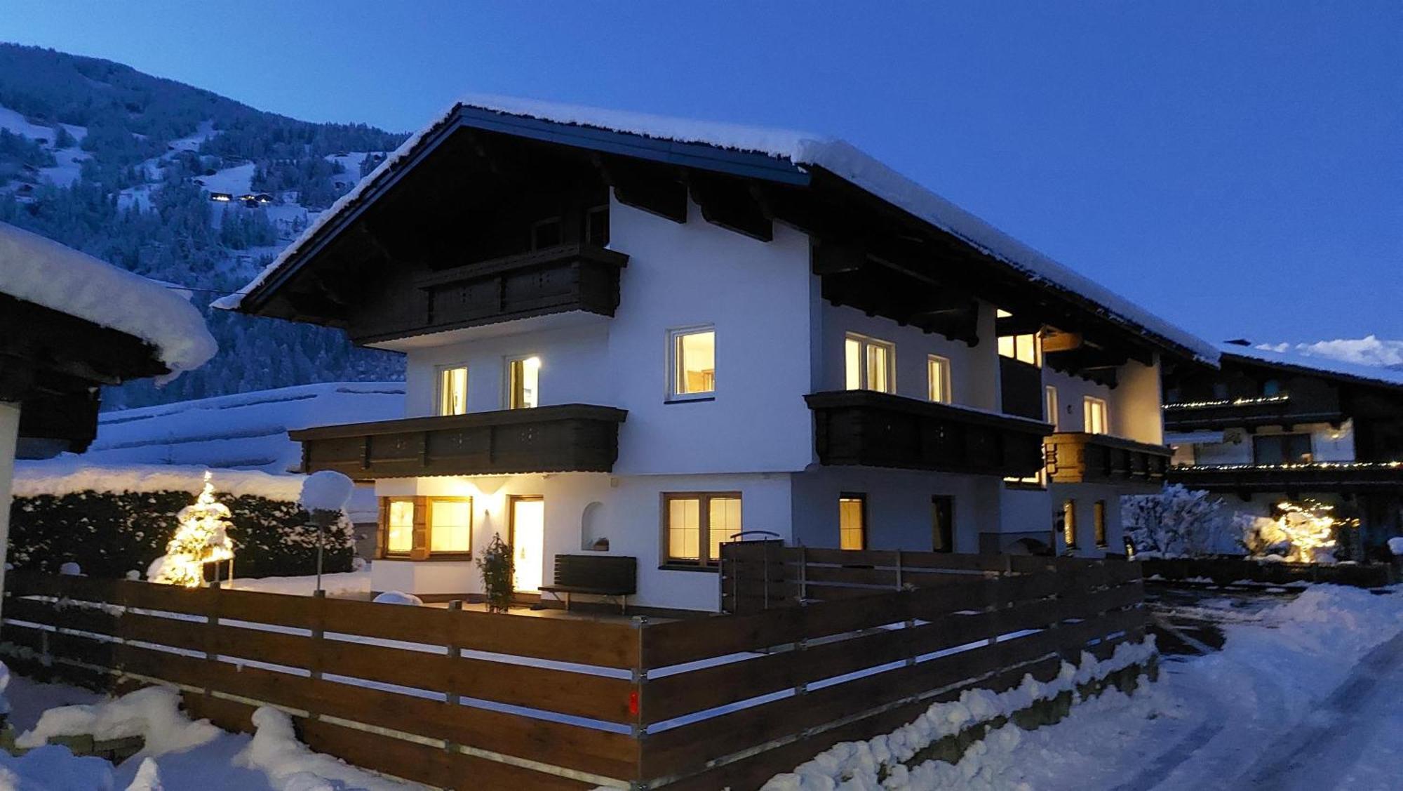 Appartement Kroell Katharina Zell am Ziller Bagian luar foto