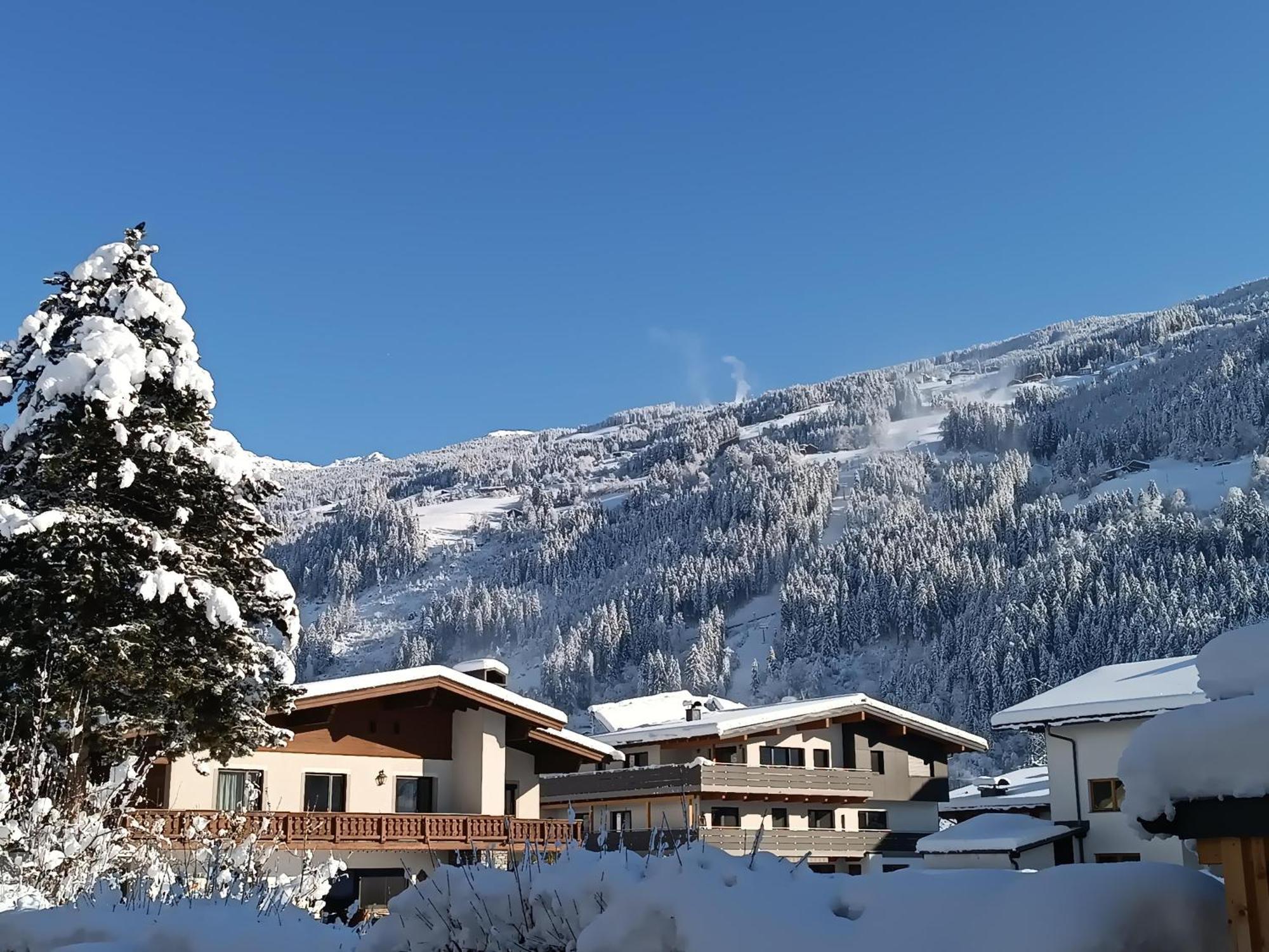 Appartement Kroell Katharina Zell am Ziller Bagian luar foto