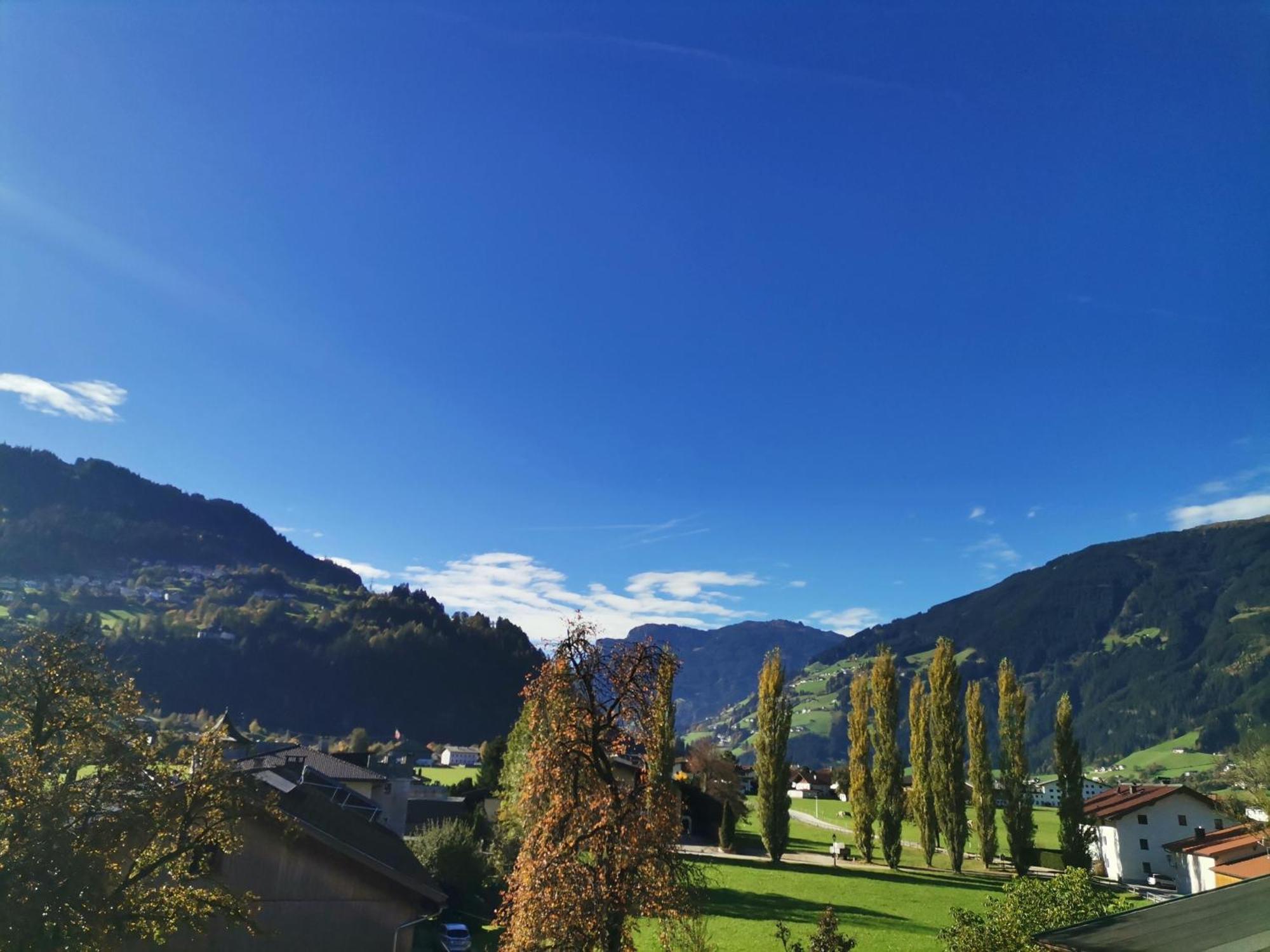Appartement Kroell Katharina Zell am Ziller Bagian luar foto